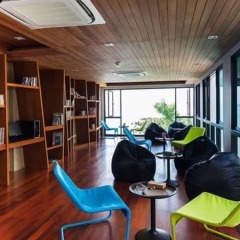 Отель U Zenmaya Phuket развлечения