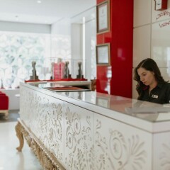 Отель Graffit Gallery Design Hotel Болгария, Варна - 2 отзыва об отеле, цены и фото номеров - забронировать отель Graffit Gallery Design Hotel онлайн интерьер отеля фото 2