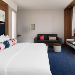 Отель Aloft Munich комната для гостей фото 5