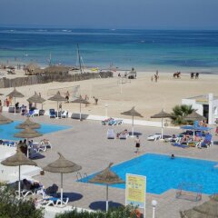 Отель Club Calimera Yati Beach пляж