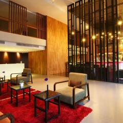 Отель Page 10 Hotel & Restaurant Таиланд, Паттайя - отзывы, цены и фото номеров - забронировать отель Page 10 Hotel & Restaurant онлайн интерьер отеля