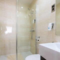 Отель Lorne Hotel Великобритания, Глазго - отзывы, цены и фото номеров - забронировать отель Lorne Hotel онлайн ванная