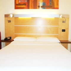 Idea Hotel Torino Mirafiori сейф в номере