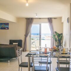 Апартаменты Konnos Apartment 1 комната для гостей фото 4