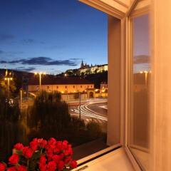 Отель Trinidad Prague Castle Чехия, Прага - отзывы, цены и фото номеров - забронировать отель Trinidad Prague Castle онлайн балкон