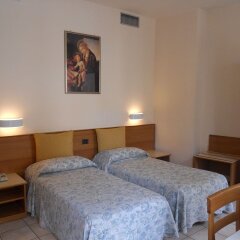 Hotel Pellegrino E Pace Лорето комната для гостей фото 3