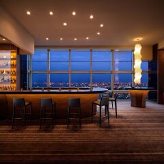 Отель Hilton Fukuoka Sea Hawk Фукуока гостиничный бар