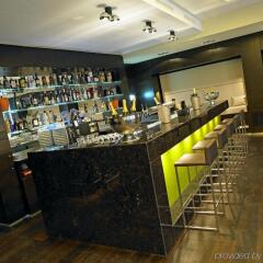 Отель Four Points by Sheraton Sihlcity Zurich Швейцария, Цюрих - отзывы, цены и фото номеров - забронировать отель Four Points by Sheraton Sihlcity Zurich онлайн гостиничный бар