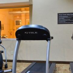 Отель Sleep Inn & Suites And Conference Center фитнесс-зал фото 4