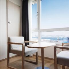 Crown Harbor Hotel Busan комната для гостей фото 4