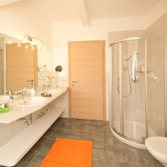 Hotel Wessobrunn Меран ванная