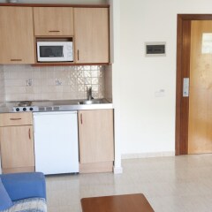 Отель Apartamentos El Pinar Испания, Кала Лонга - отзывы, цены и фото номеров - забронировать отель Apartamentos El Pinar онлайн