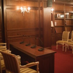 Hotel Opera развлечения