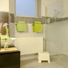 Отель Guesthouse Bxlroom Бельгия, Брюссель - отзывы, цены и фото номеров - забронировать отель Guesthouse Bxlroom онлайн ванная