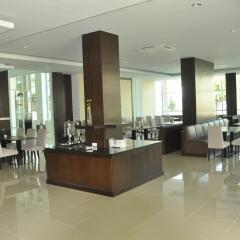 Отель Demeter Residences Suites Bangkok Бангкок гостиничный бар