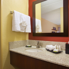 Отель Courtyard by Marriott Aventura Mall ванная