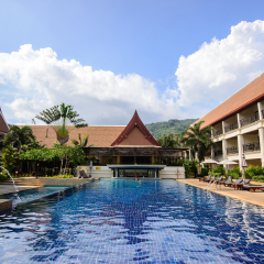 Отель Deevana Patong Resort & Spa бассейн фото 2