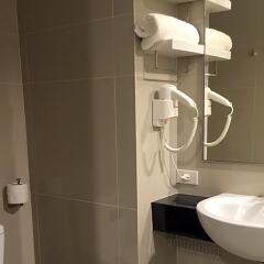 BB House Mini Suite Hotel ванная