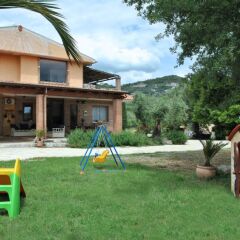 Отель Dolmen - Four Bedroom Итри детские мероприятия