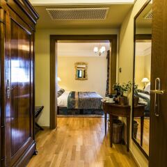 Отель Golden Well интерьер отеля фото 3
