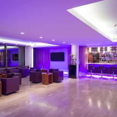 Отель Pakat Suites Вена гостиничный бар