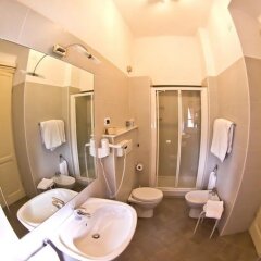 Hotel La Vela-Castello Il Rifugio Церковь Св. Маргариты Лигурийской ванная фото 2