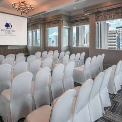 Отель DoubleTree by Hilton Bangkok Ploenchit Бангкок помещение для мероприятий