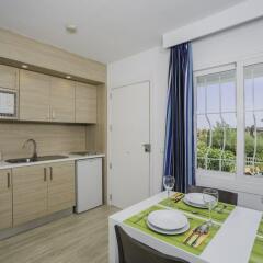 Отель Aparthotel Holiday Center Испания, Санта-Понса - отзывы, цены и фото номеров - забронировать отель Aparthotel Holiday Center онлайн в номере фото 2