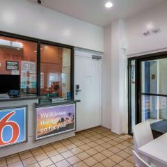 Отель Floral Inn Монтерей-Парк комната для гостей фото 5