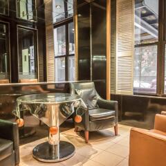 Отель La Quinta Inn & Suites New York City Central Park США, Нью-Йорк - отзывы, цены и фото номеров - забронировать отель La Quinta Inn & Suites New York City Central Park онлайн гостиничный бар