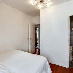 Апартаменты Rue Cler - Eiffel Tower View Apartment комната для гостей фото 3