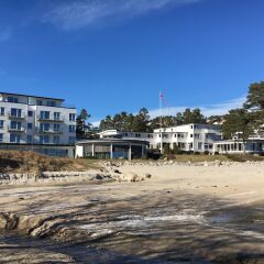 Отель Strand Hotel Fevik Норвегия, Гримстад - отзывы, цены и фото номеров - забронировать отель Strand Hotel Fevik онлайн пляж фото 2