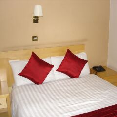 The Castlefield Hotel сейф в номере