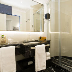 Отель GKK Exclusive Private Suites ванная фото 2
