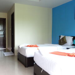 MM Hill Hotel комната для гостей