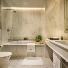 Отель Akyra Thonglor Bangkok Таиланд, Бангкок - отзывы, цены и фото номеров - забронировать отель Akyra Thonglor Bangkok онлайн ванная фото 2