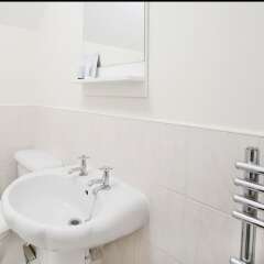 Апартаменты Saint Lawrence Apartment 2 ванная