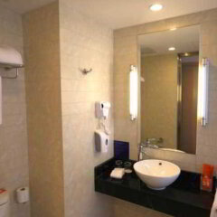 Отель Holiday Inn Express Suzhou Changjiang ванная