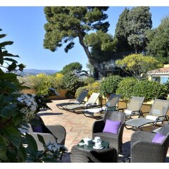 Hotel La Pérouse Nice Baie des Anges бассейн