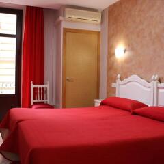Отель Hostal Sonia комната для гостей фото 5