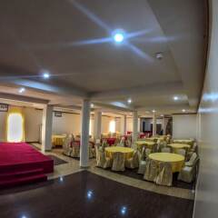 Maxbe Continental Hotel