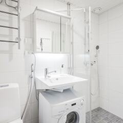 Отель Helsinki South Central Apt Neitsytpolku ванная