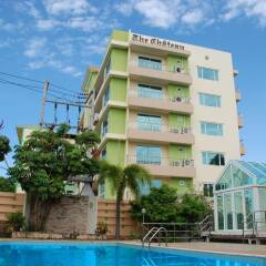 Апартаменты Chateau Vista Serviced apartment бассейн