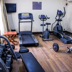 Отель The Westwood Hotel Ikoyi Lagos Нигерия, Лагос - отзывы, цены и фото номеров - забронировать отель The Westwood Hotel Ikoyi Lagos онлайн фитнесс-зал фото 3