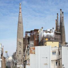 Отель MH Apartments Sagrada Familia Испания, Барселона - отзывы, цены и фото номеров - забронировать отель MH Apartments Sagrada Familia онлайн балкон