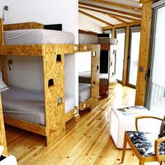 Hostel Petit Lusa