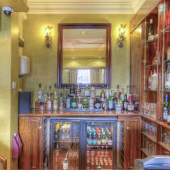 Richmond Harbour Hotel & Spa гостиничный бар