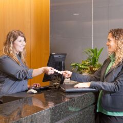 Отель West Coast Suites at UBC Канада, Аптаун - отзывы, цены и фото номеров - забронировать отель West Coast Suites at UBC онлайн интерьер отеля фото 2