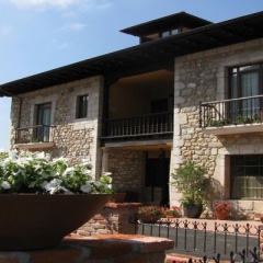 Hotel & Spa Maria Manuela Онис