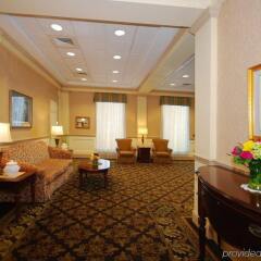 Отель Best Western Adams Inn Quincy-Boston интерьер отеля фото 3